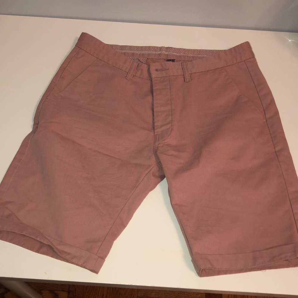 32 USA men’s boardwalk shorts in blush color